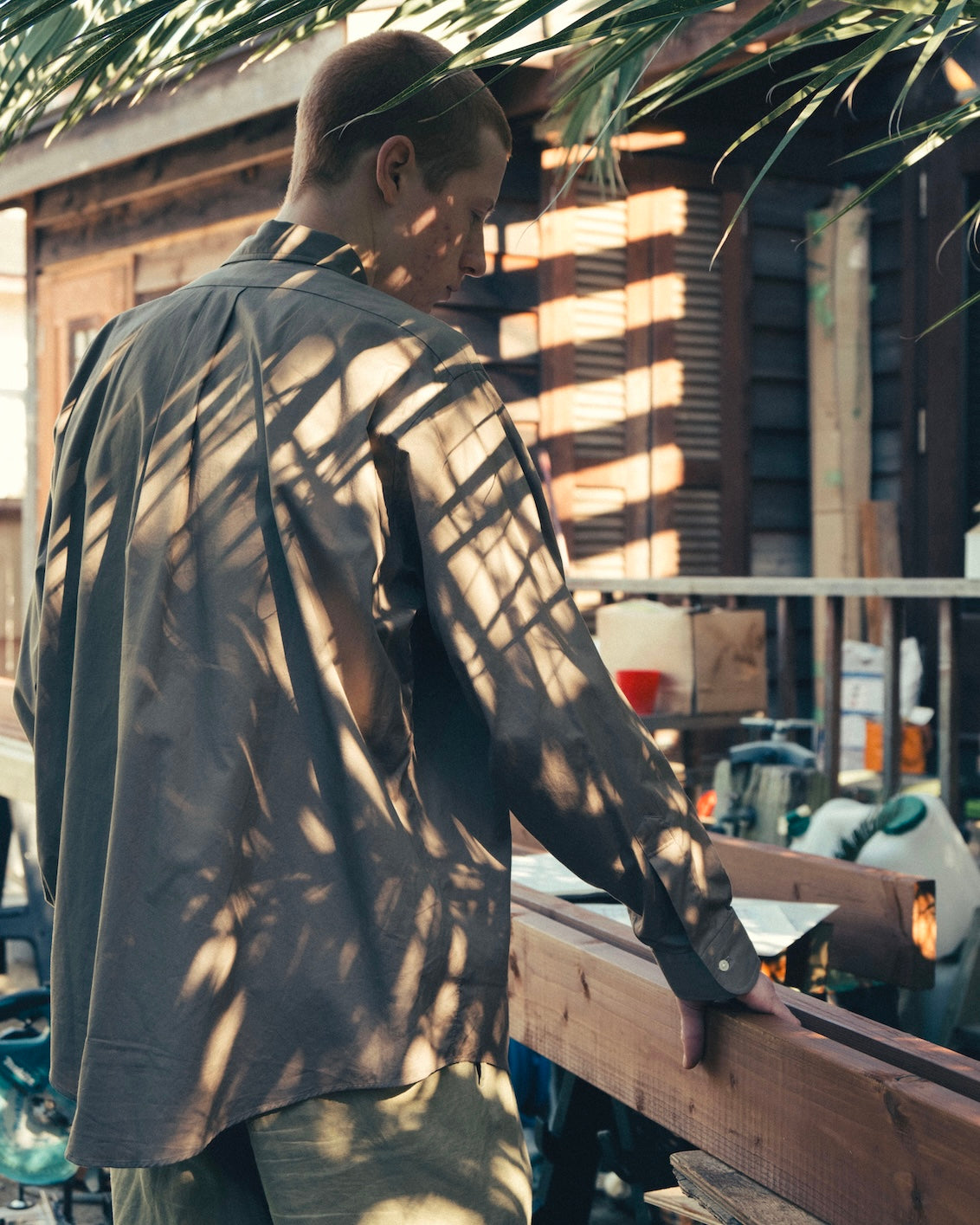 REGULAR COLLAR SHIRT(レギュラーカラーシャツ)|FOUNDOUR(ファウンダ)ONLINE STORE
