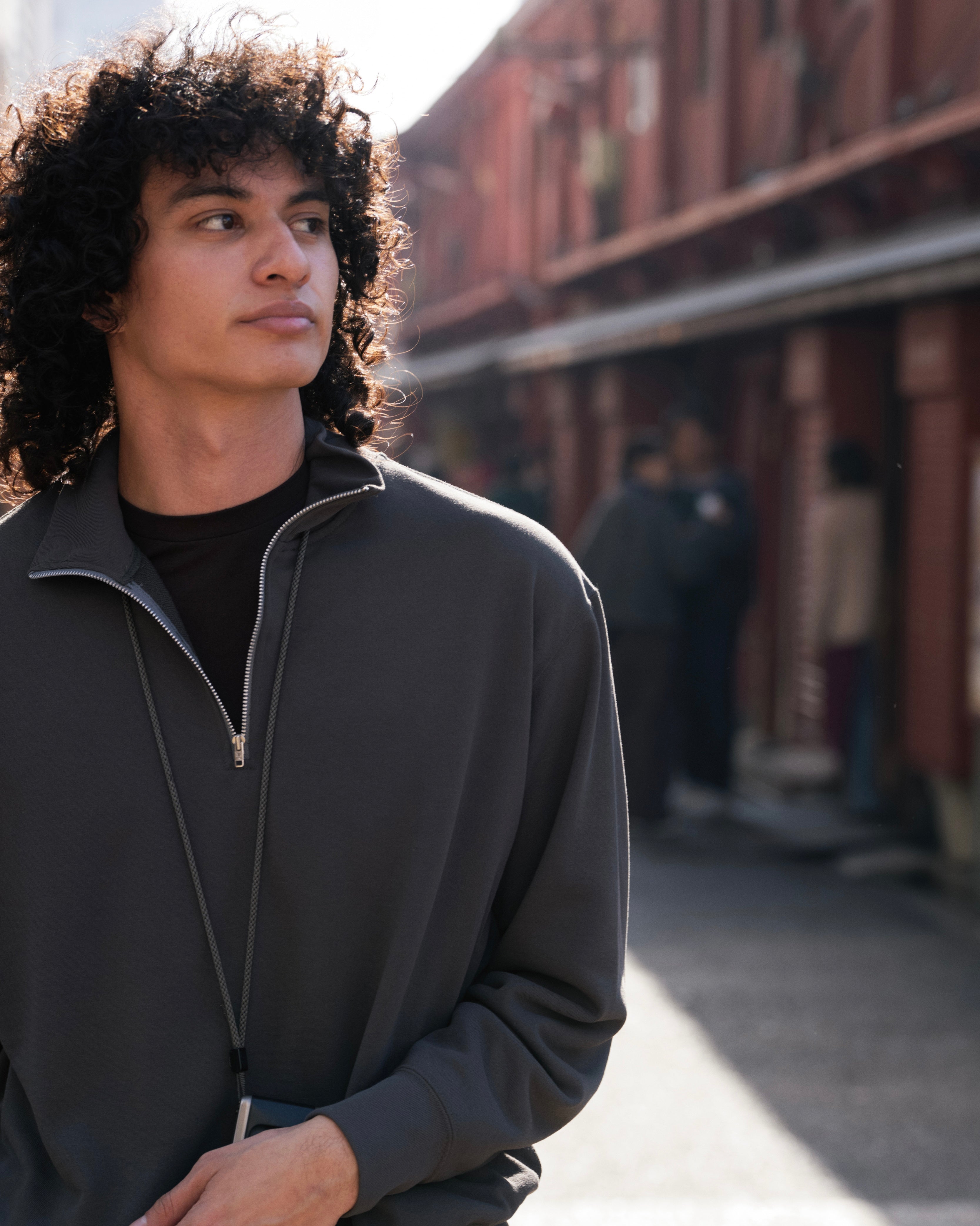 POLYESTER HALF ZIP LONG SLEEVE SHIRT(ポリエステルハーフジップロングスリーブシャツ)|FOUNDOUR(ファウンダ)ONLINE STORE