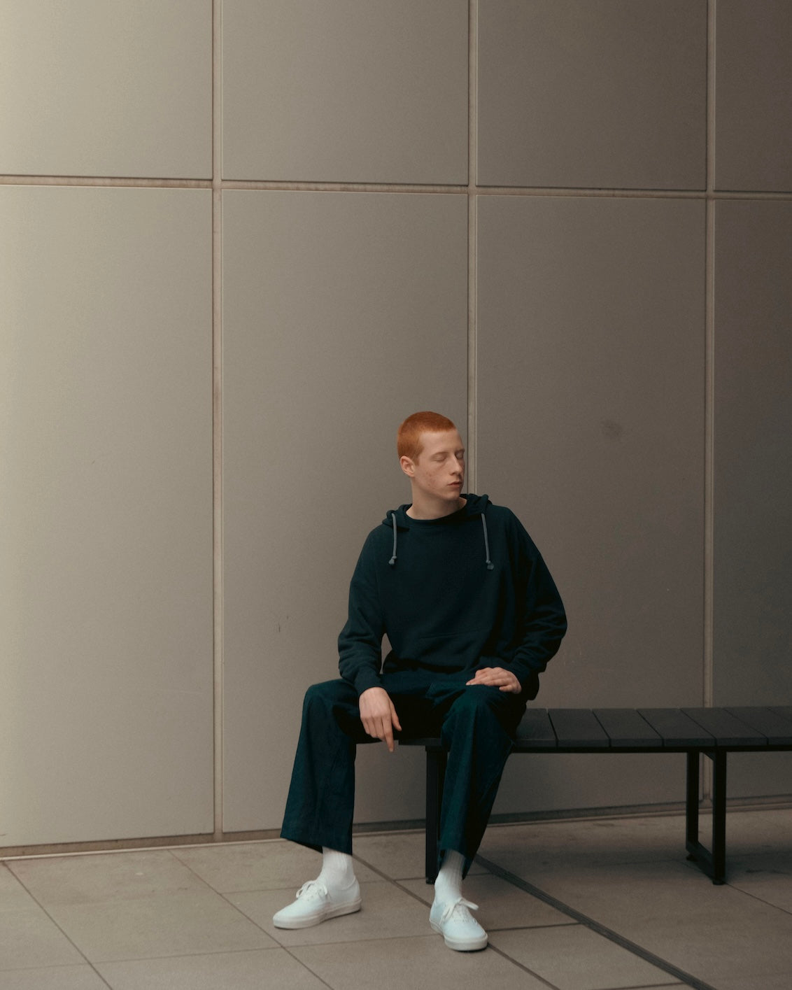 W FACE HOODIE(ダブルフェイスフーディー)|FOUNDOUR(ファウンダ)ONLINE STORE