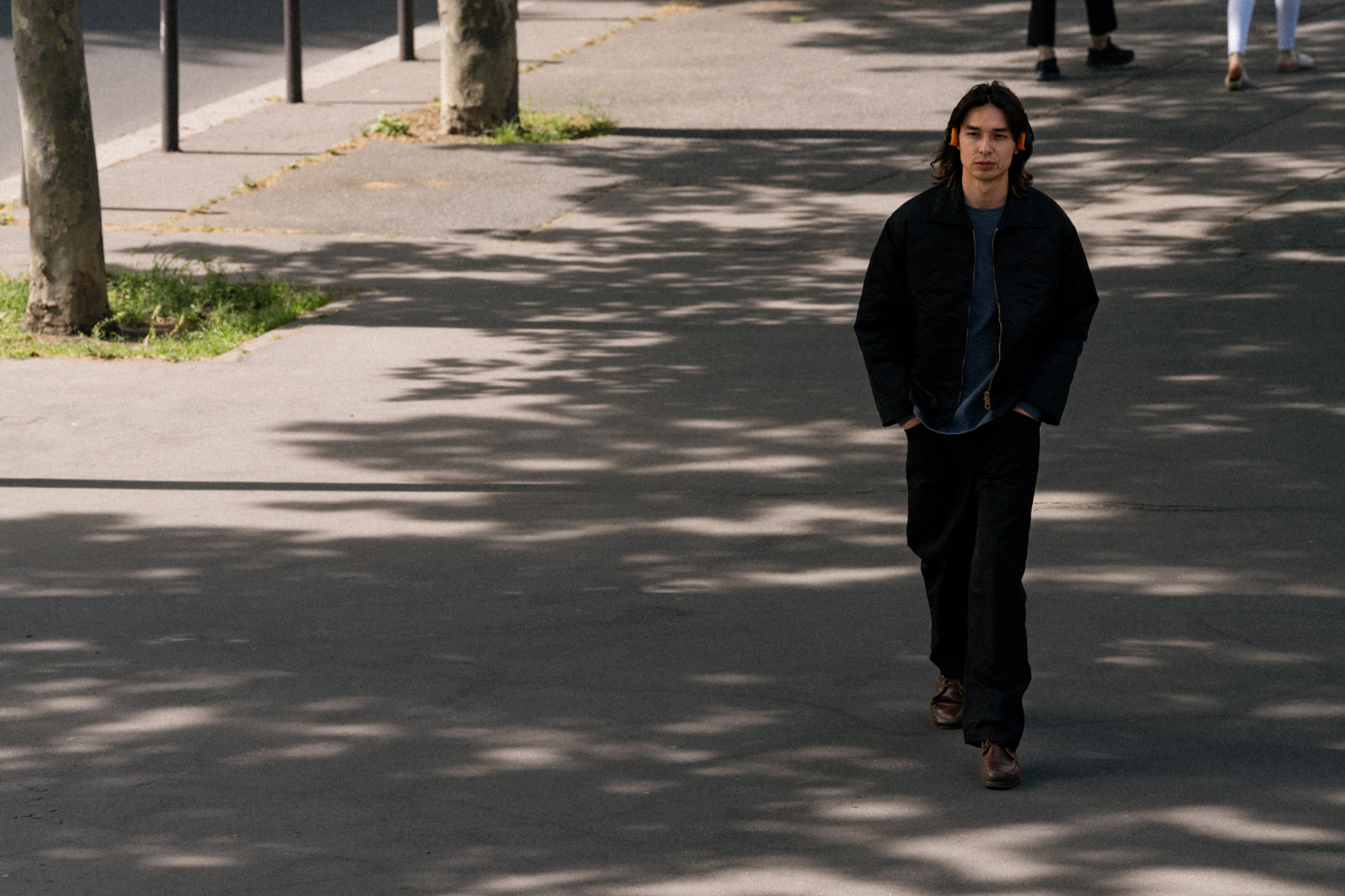 オレンジのヘッドホン