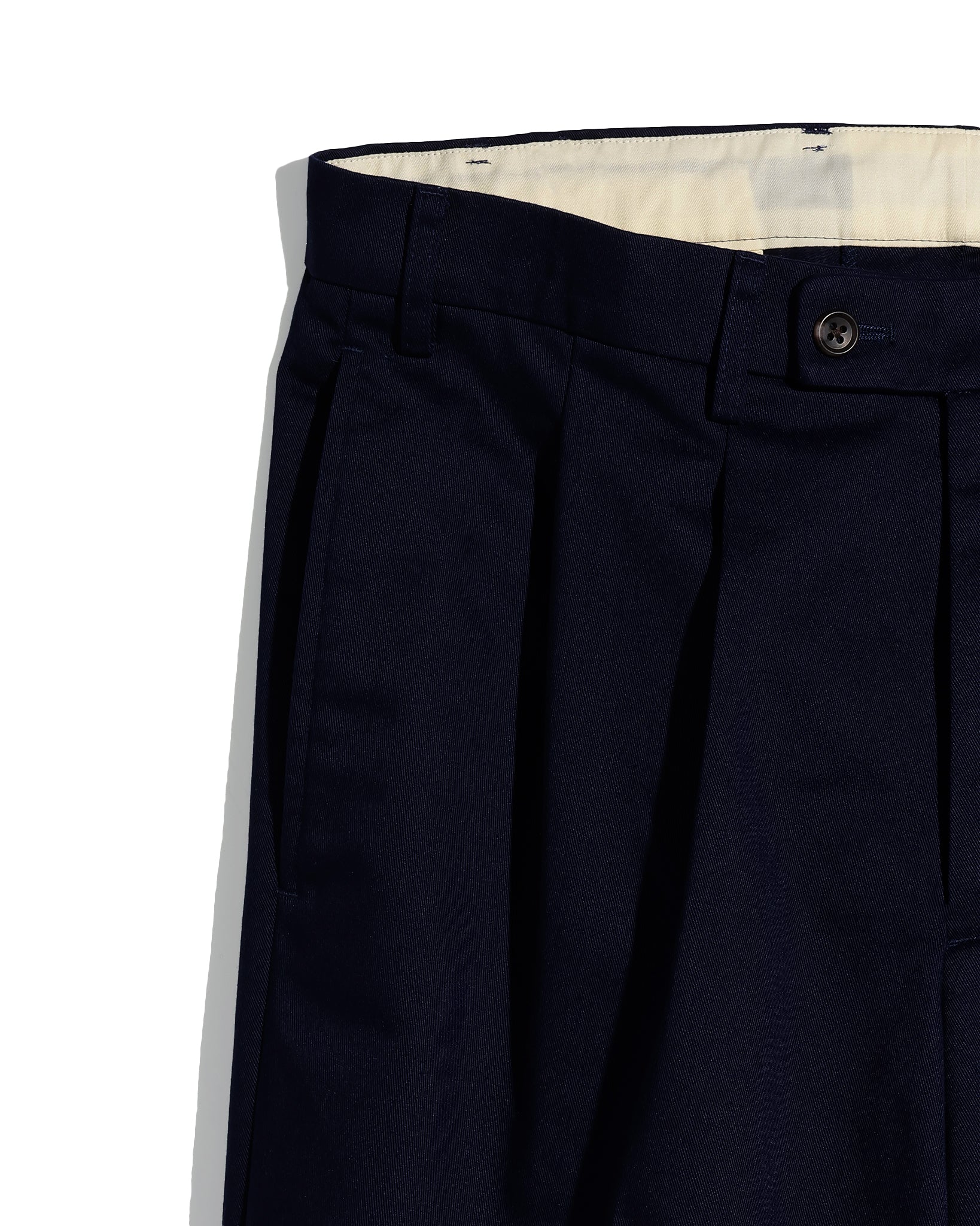 T/C TWILL TUCK TROUSERS（テトロンコットンツイルタックトラウザー