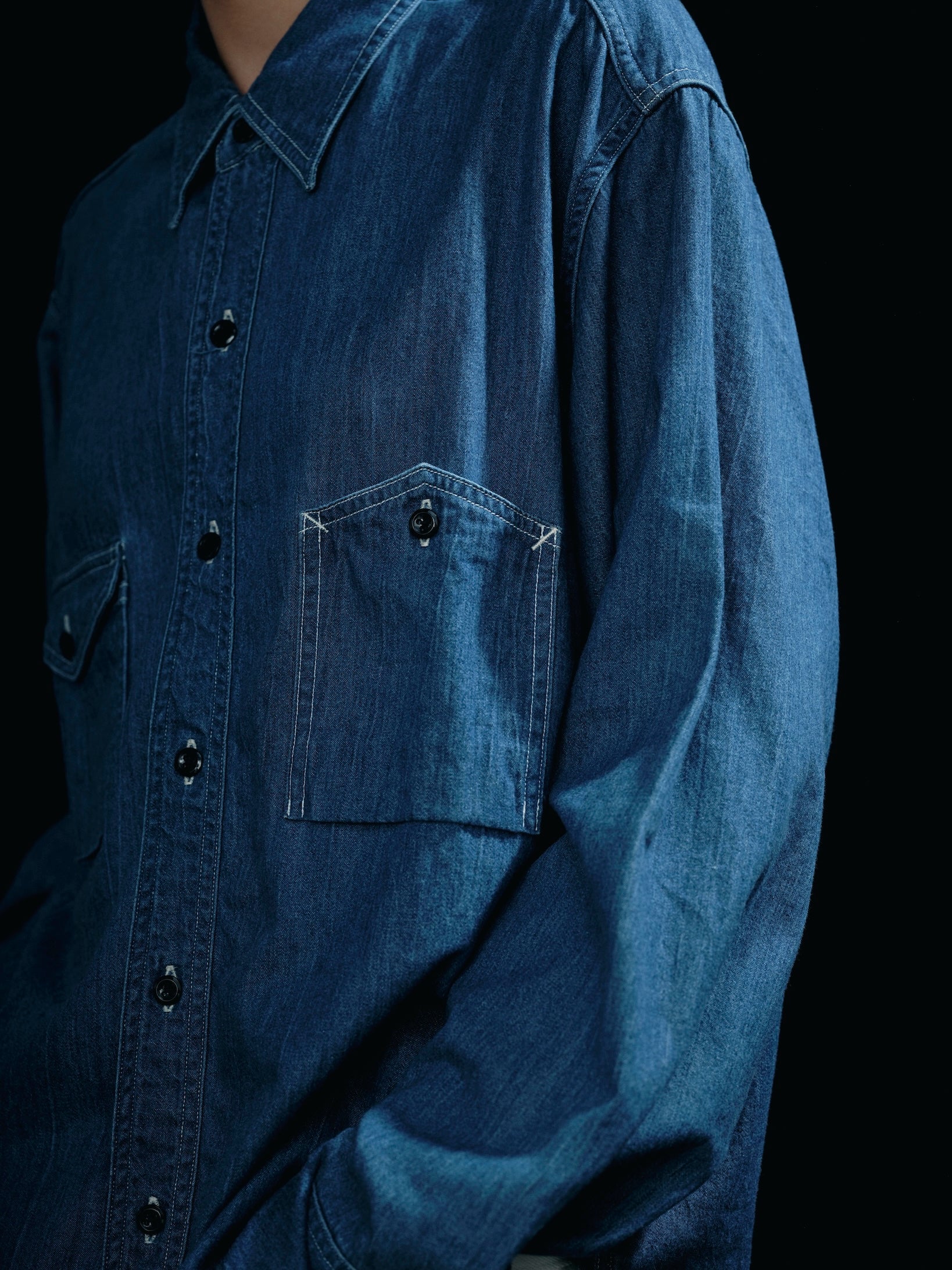 DENIM ASYMMETRIC POCKET WORK SHIRT（デニムシンメトリックポケットワークシャツ）｜FOUNDOUR（ファウンダ）ONLINE STORE