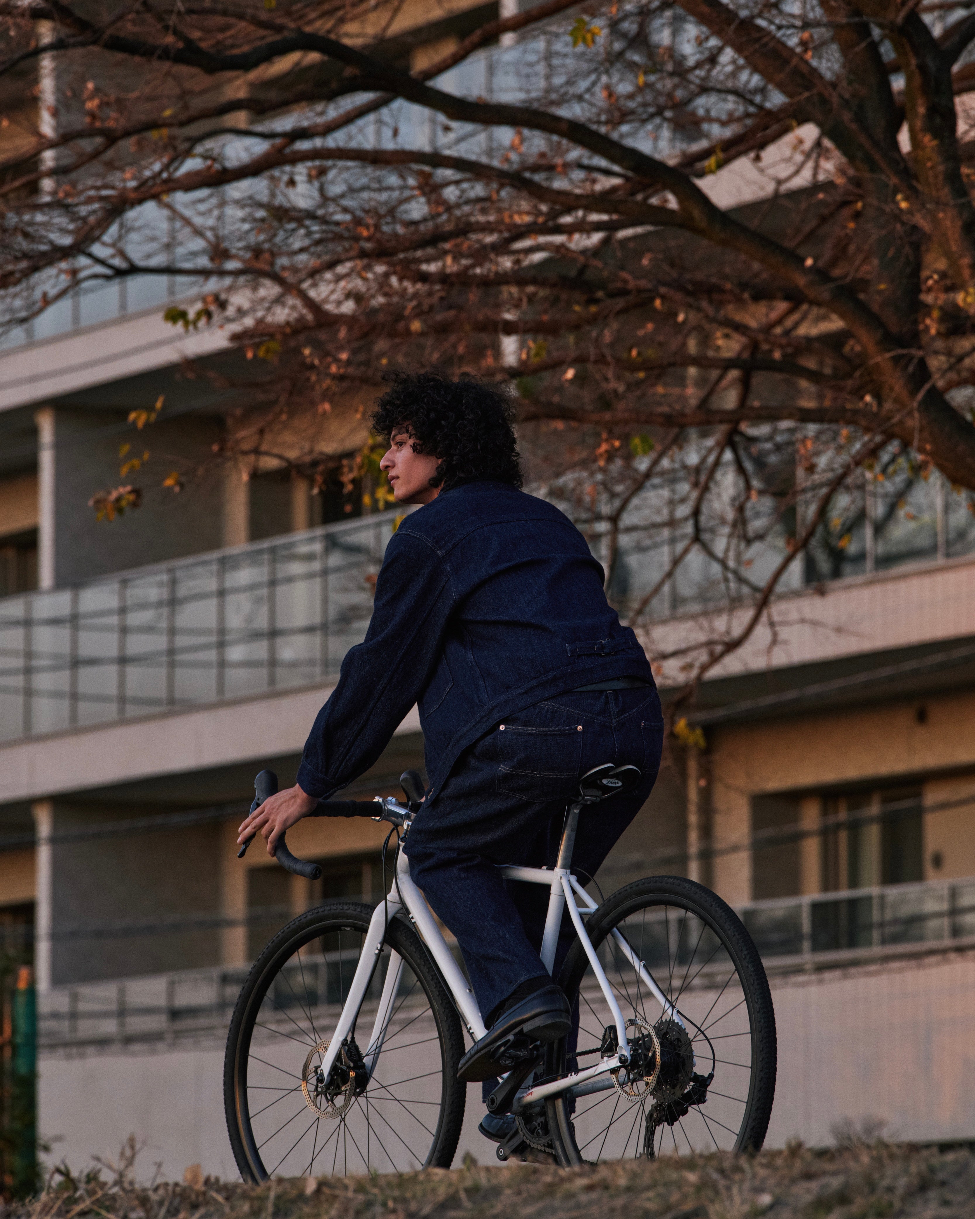 LOOSELY WOVEN DENIM WORK PANTS（ルーズリーウーヴンデニムワーク