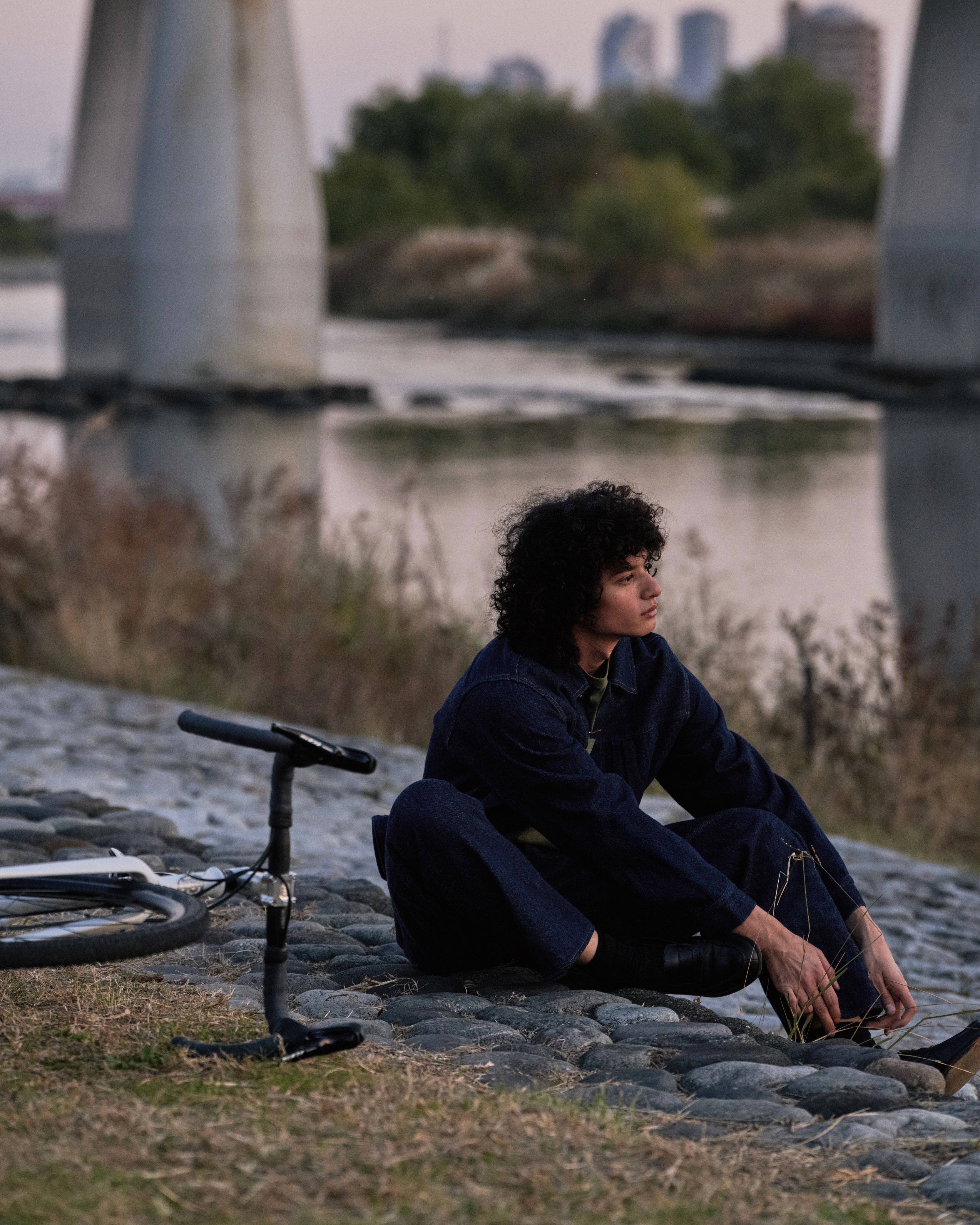 LOOSELY WOVEN DENIM ZIP UP BLOUSON（ルーズリーウーヴンデニムジップアップブルゾン）｜FOUNDOUR（ファウンダ）ONLINE STORE